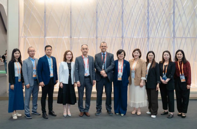 1681789181342592.png image.png